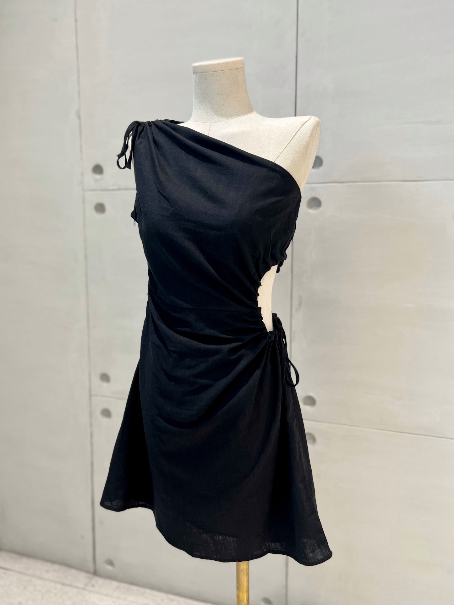 POLINA One Sided Cutout Linen Dress