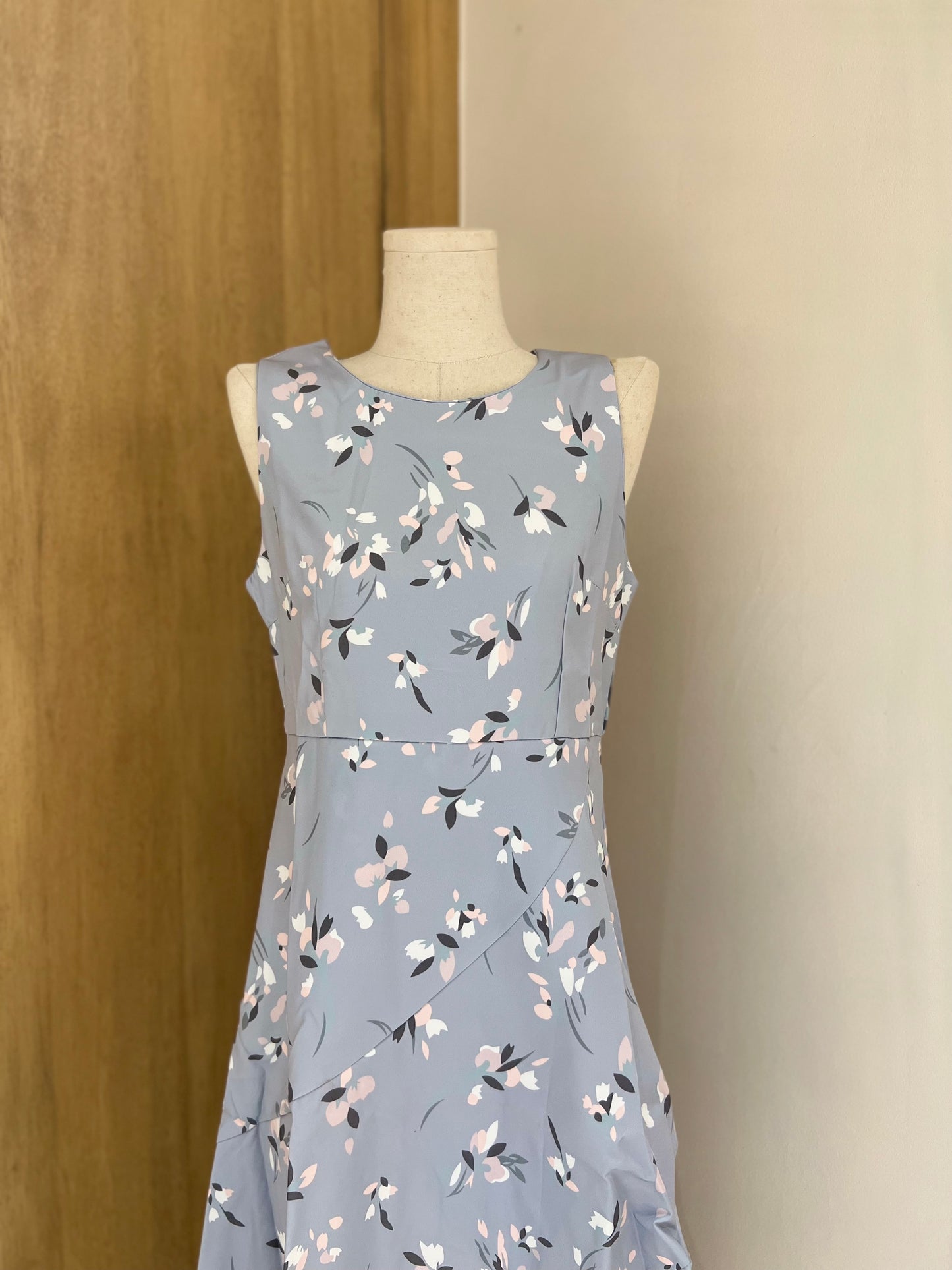 ALAYNA Floral Ruffle Dress