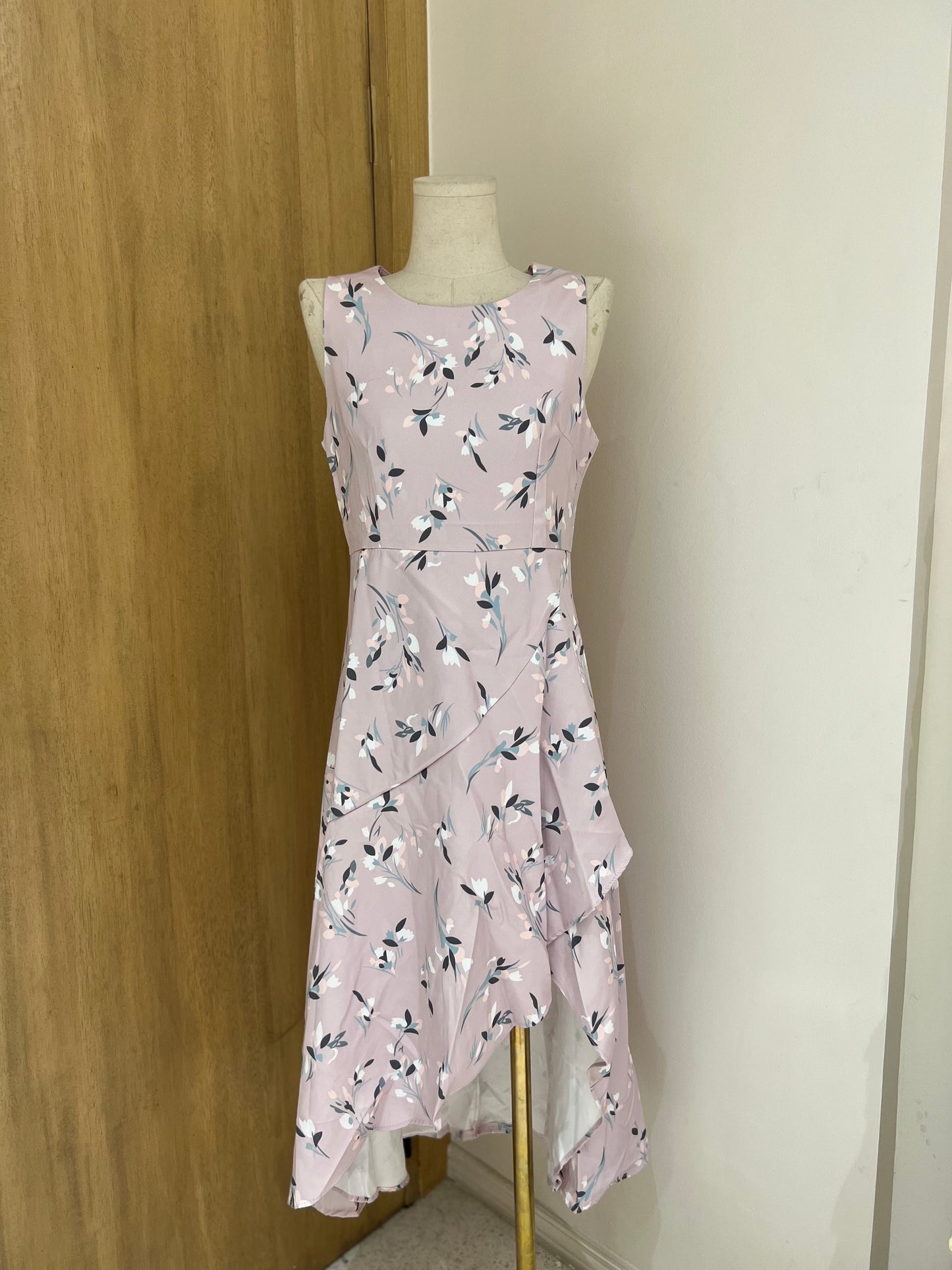 ALAYNA Floral Ruffle Dress