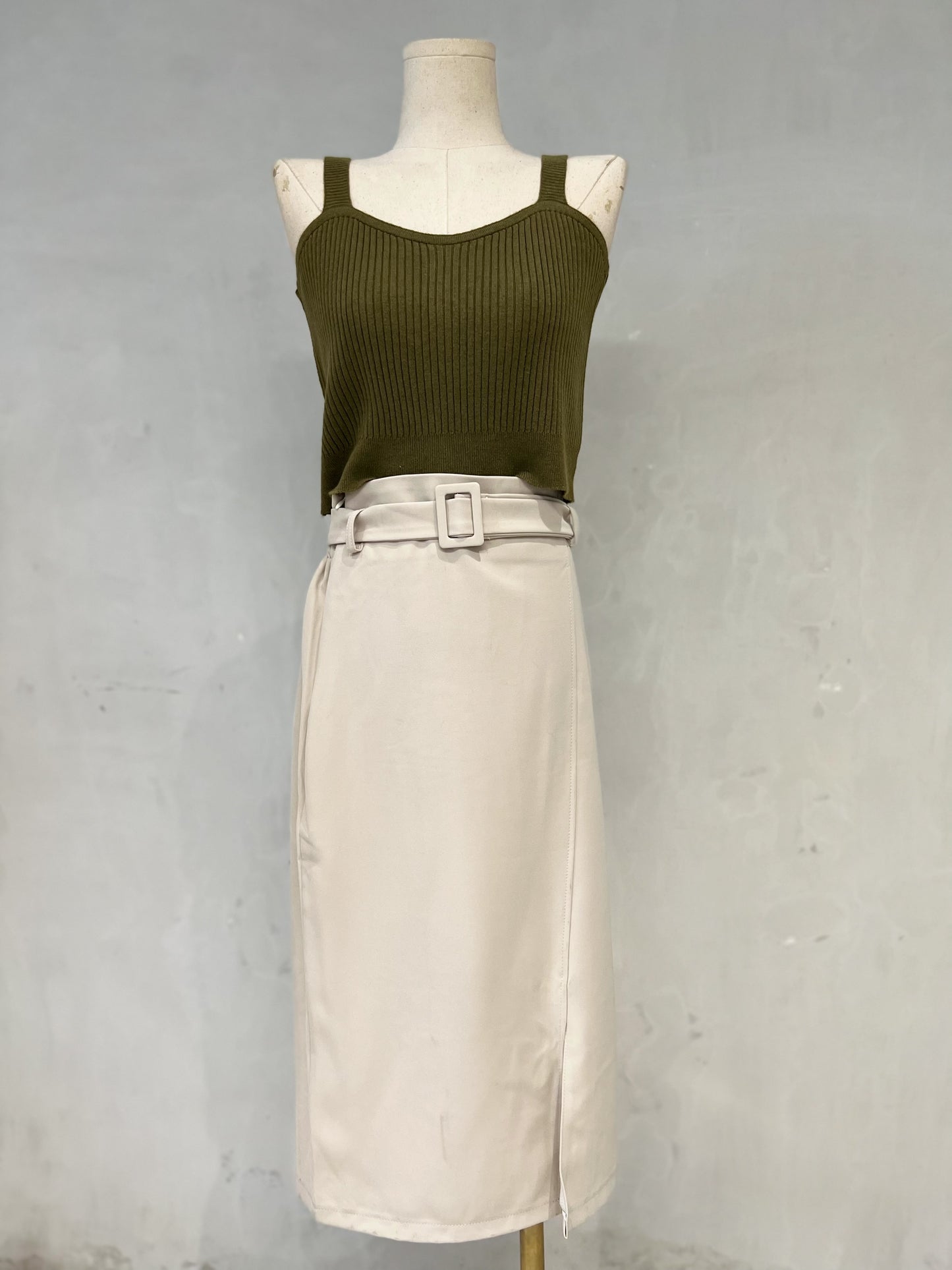 CONAN Belted Pencil Skirt