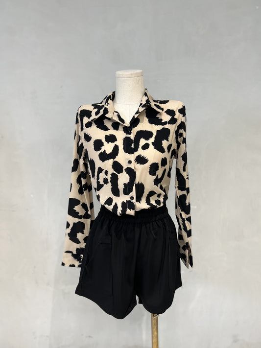 MAYA Printed Buttondown