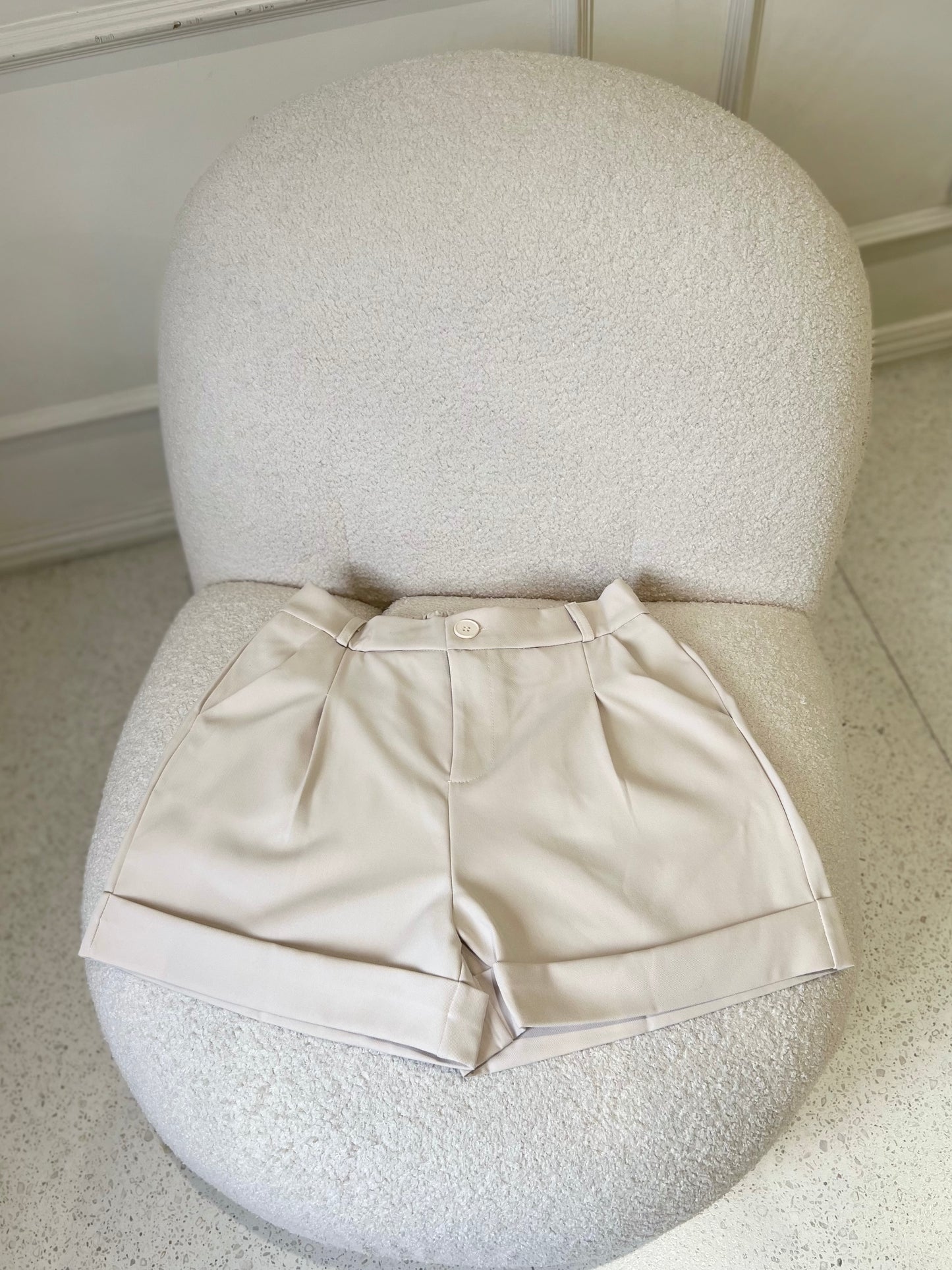 ELLIOT Cuffed Shorts