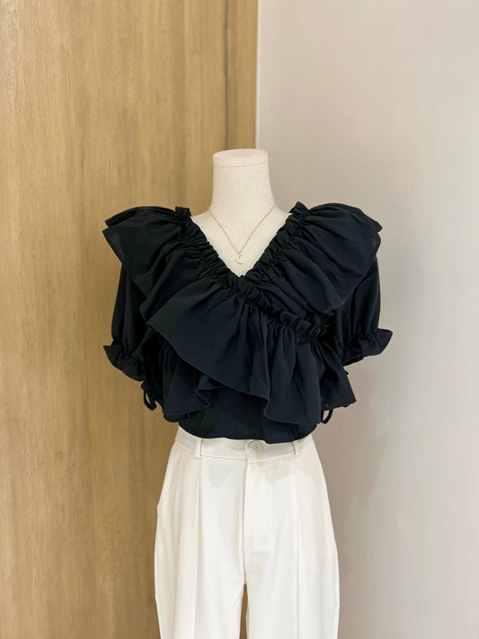 DAPH Ruffle Top