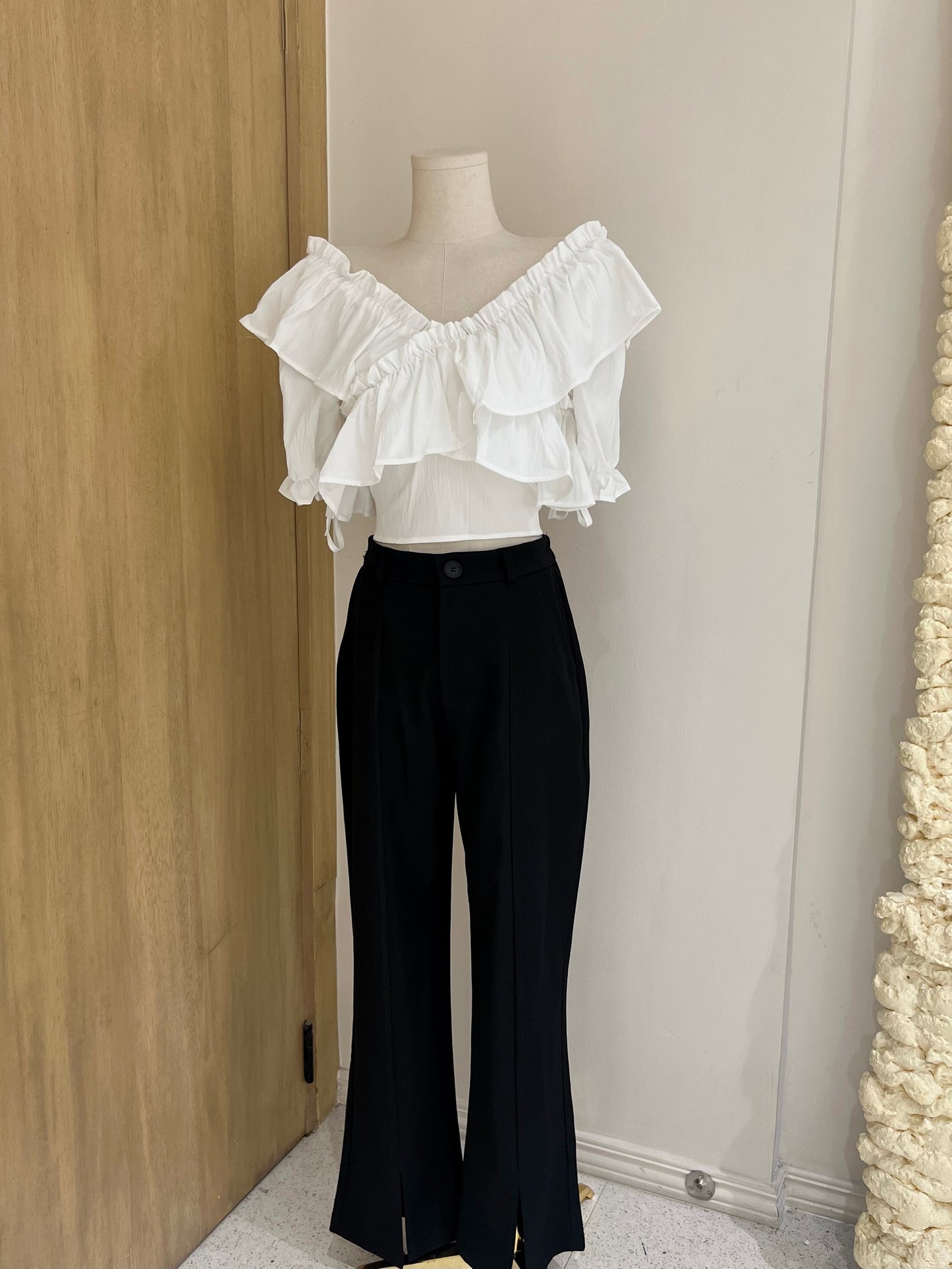 DAPH Ruffle Top