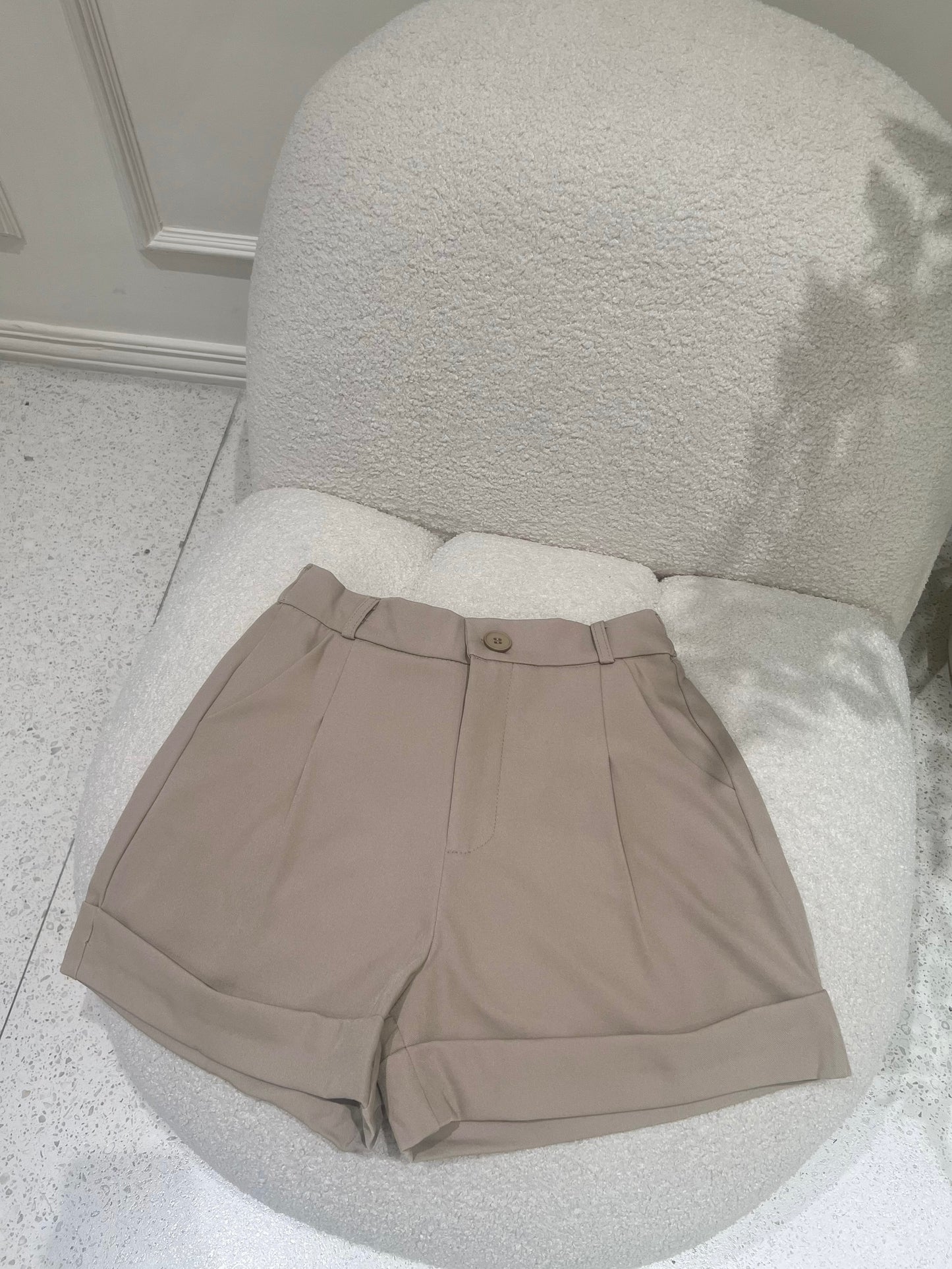 ELLIOT Cuffed Shorts