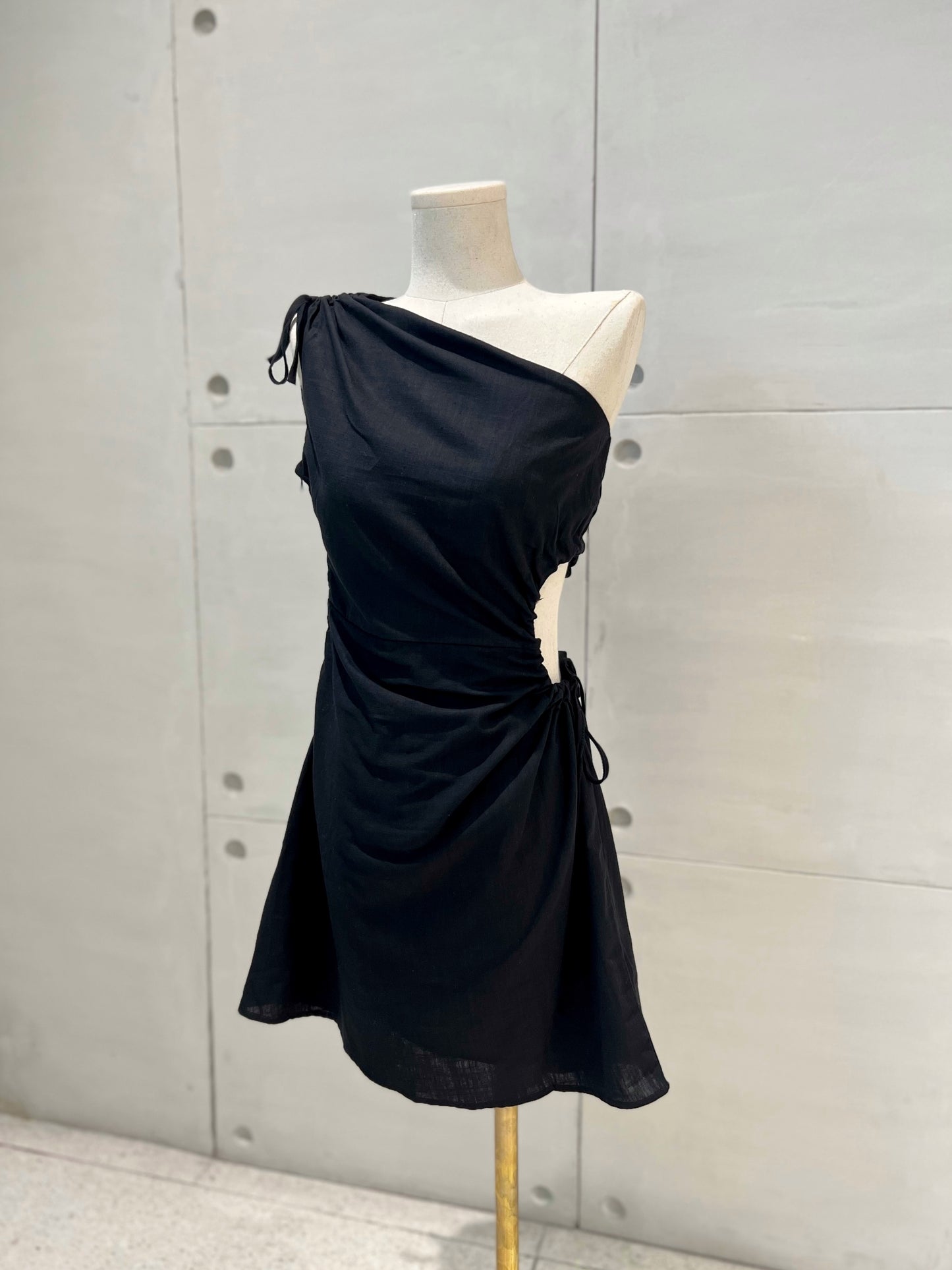 POLINA One Sided Cutout Linen Dress