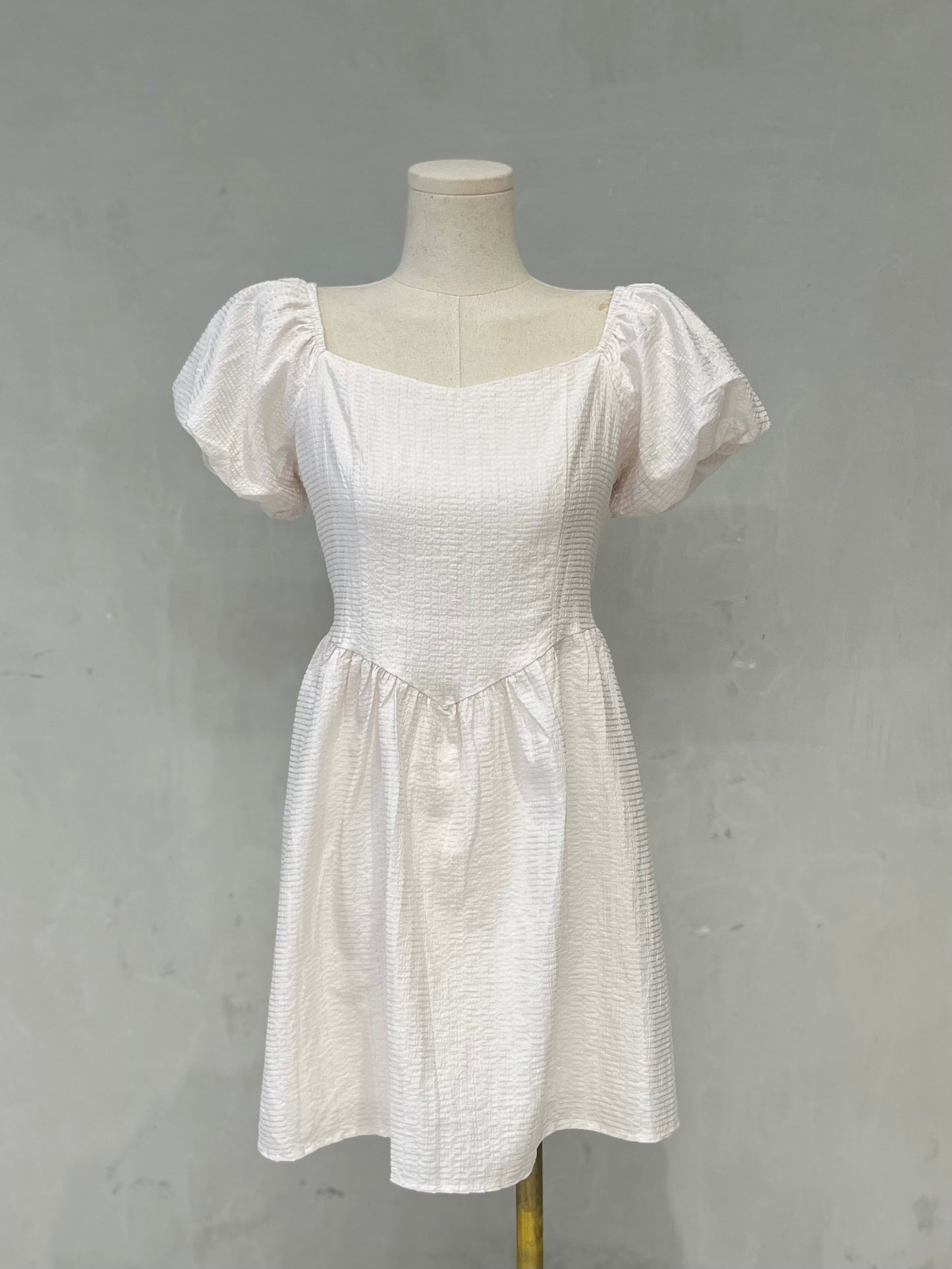 SHAY Puff Sleeve Dress
