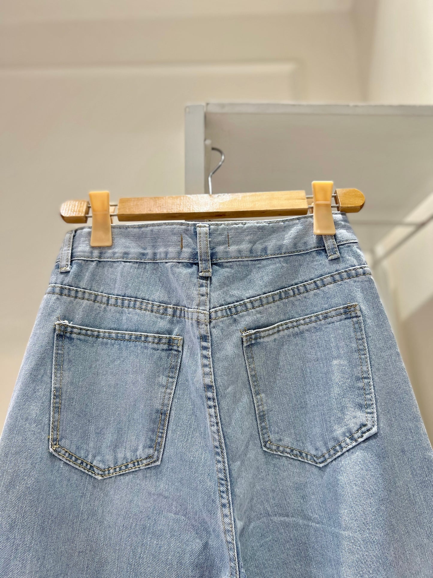 ELLERY Mom Jeans - Light Wash