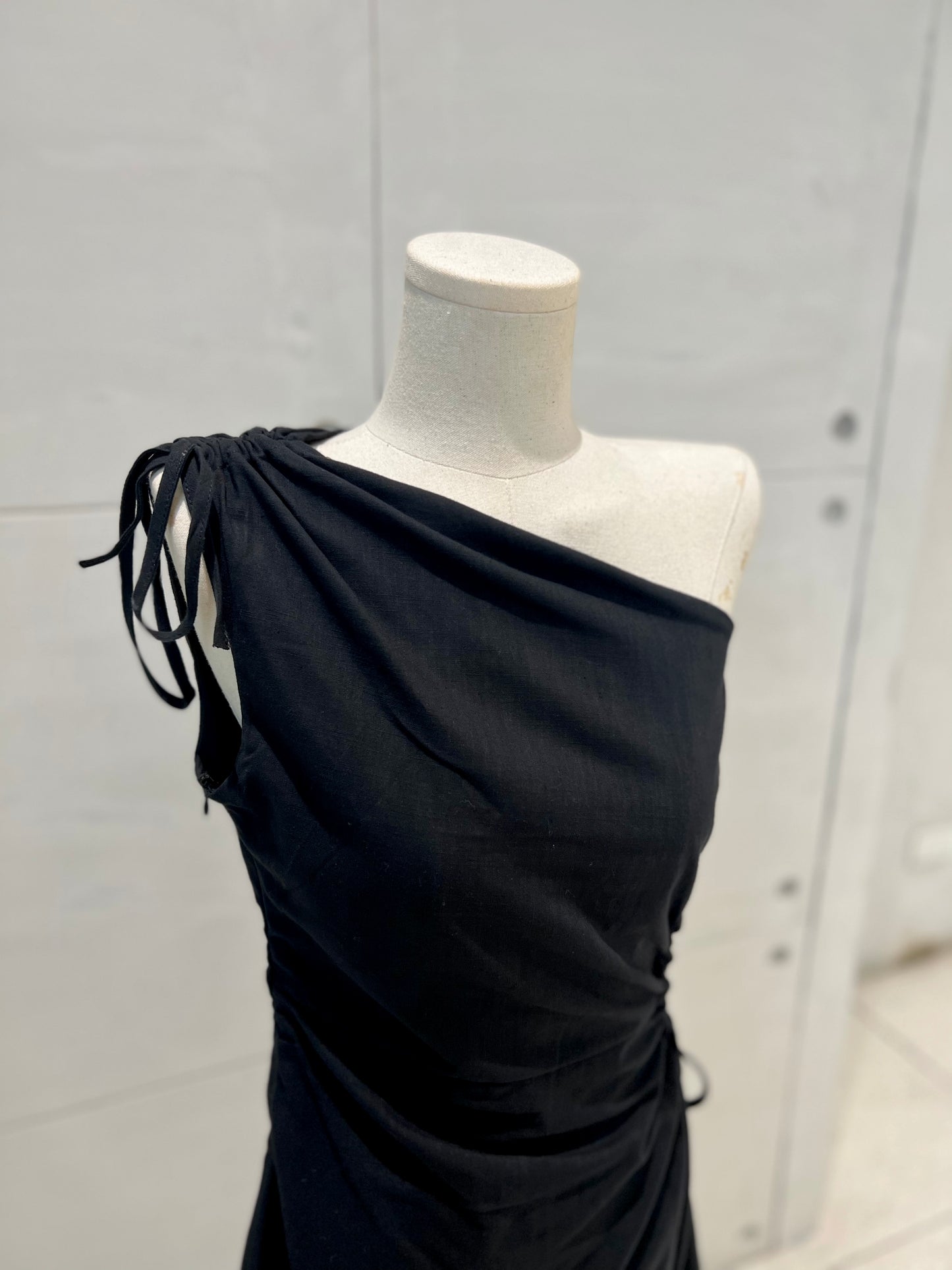 POLINA One Sided Cutout Linen Dress