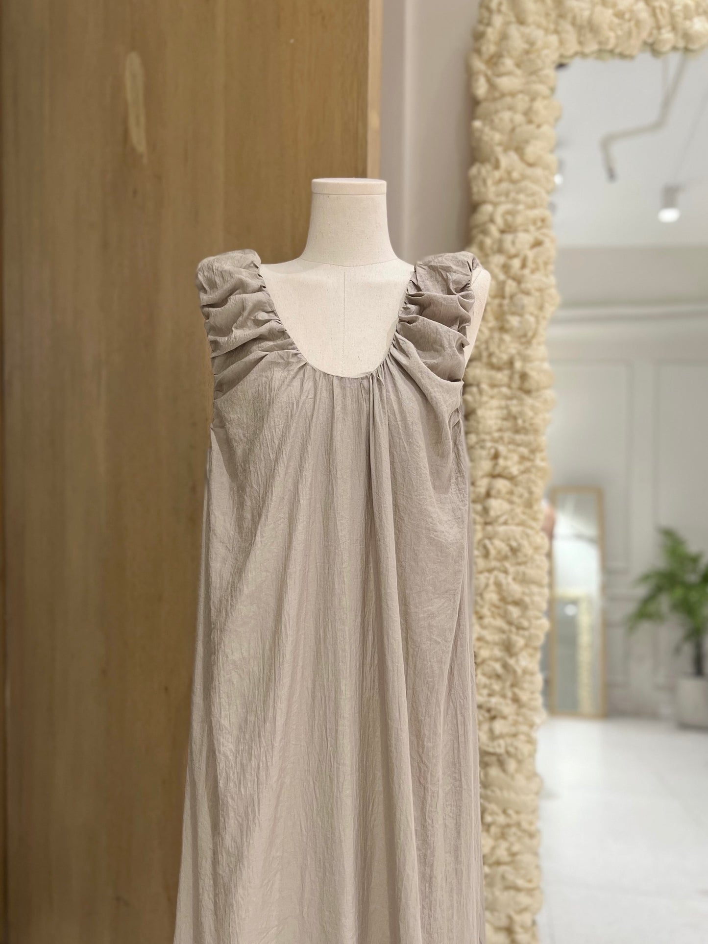 REI Ruched Midi / Maxi Dress
