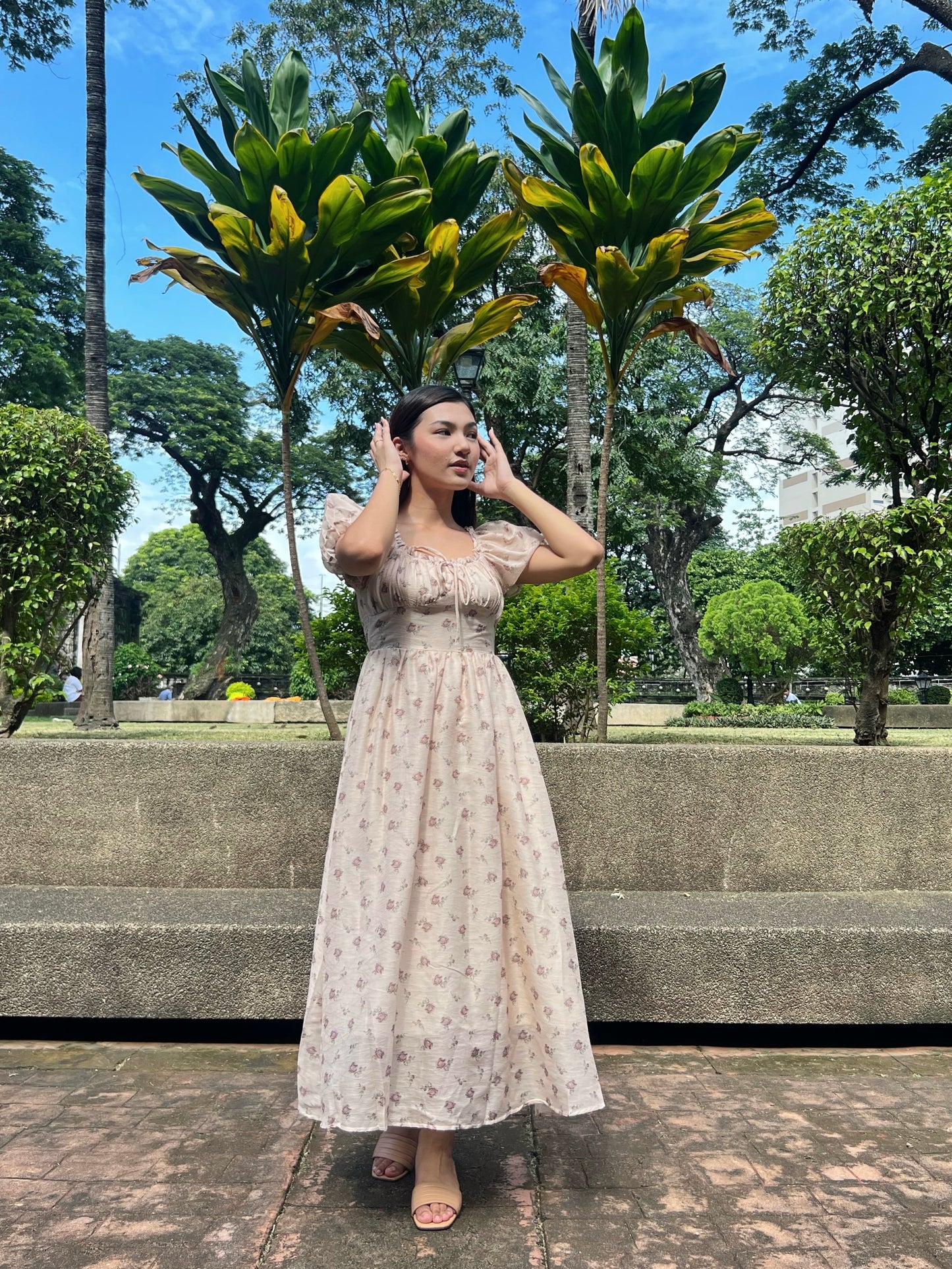 IRINA Puff Sleeve Floral Dress