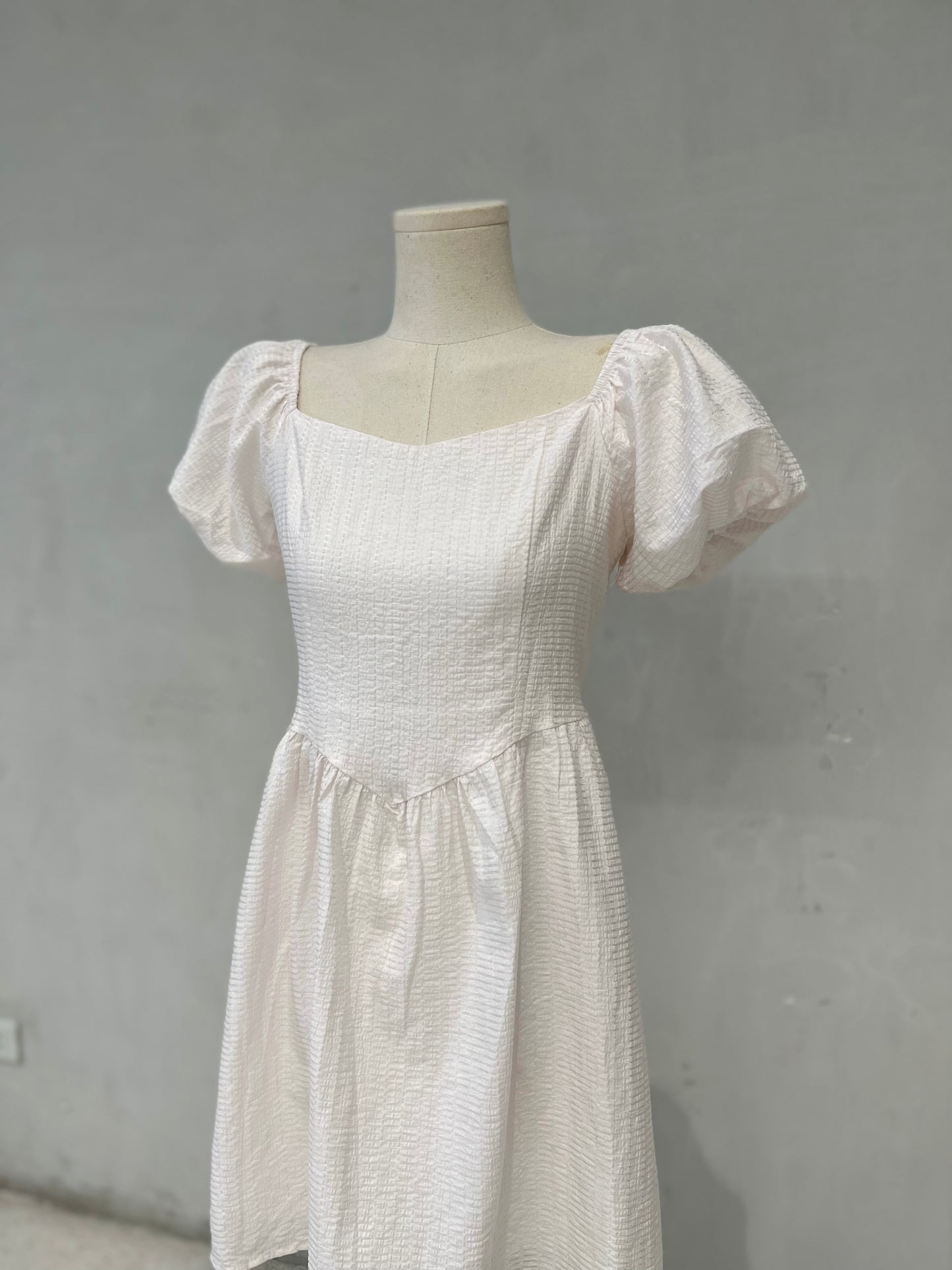 SHAY Puff Sleeve Dress