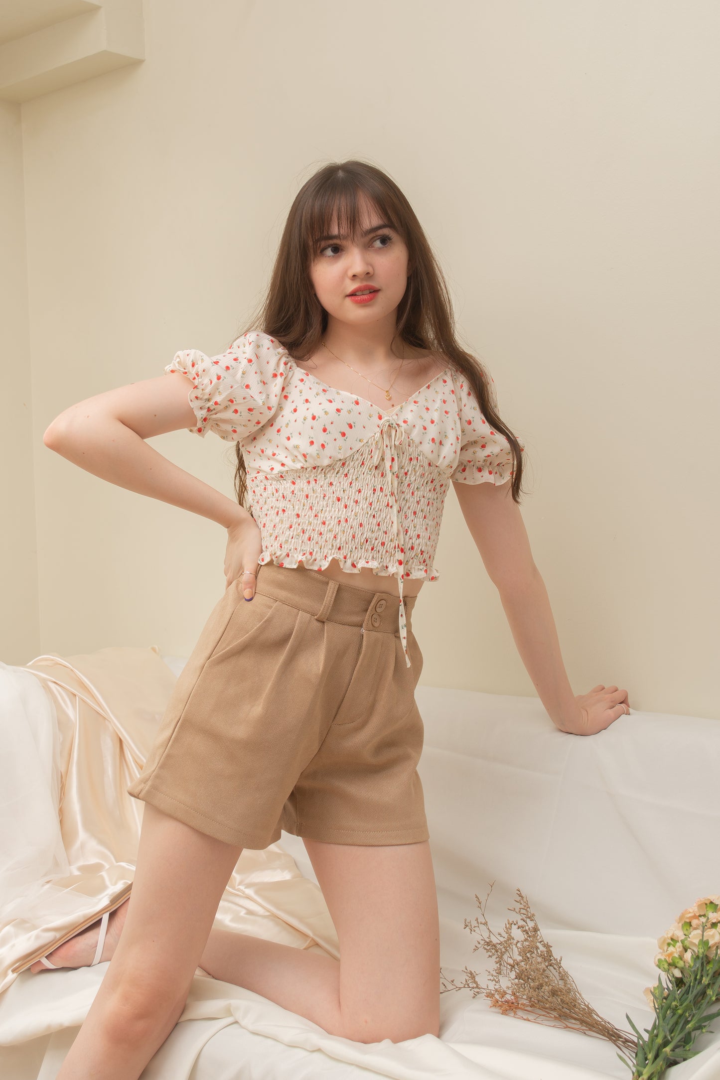 BLAKELY Puff Sleeve Top (CREMÉ FLORAL)