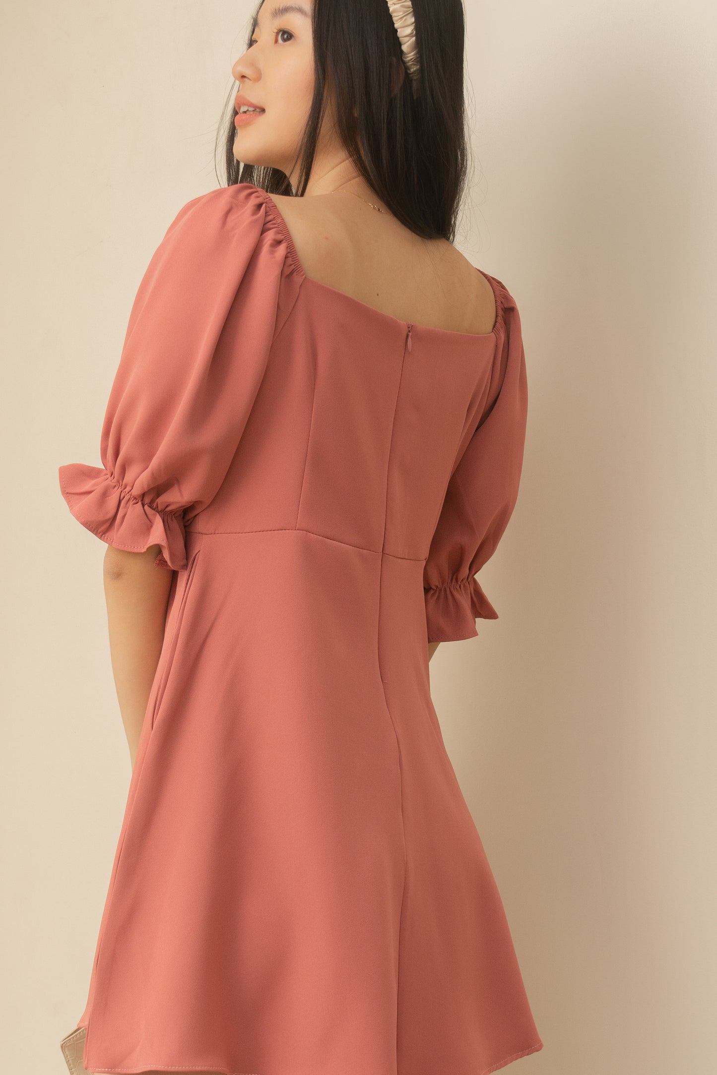 LONDYN Puff Sleeve Dress