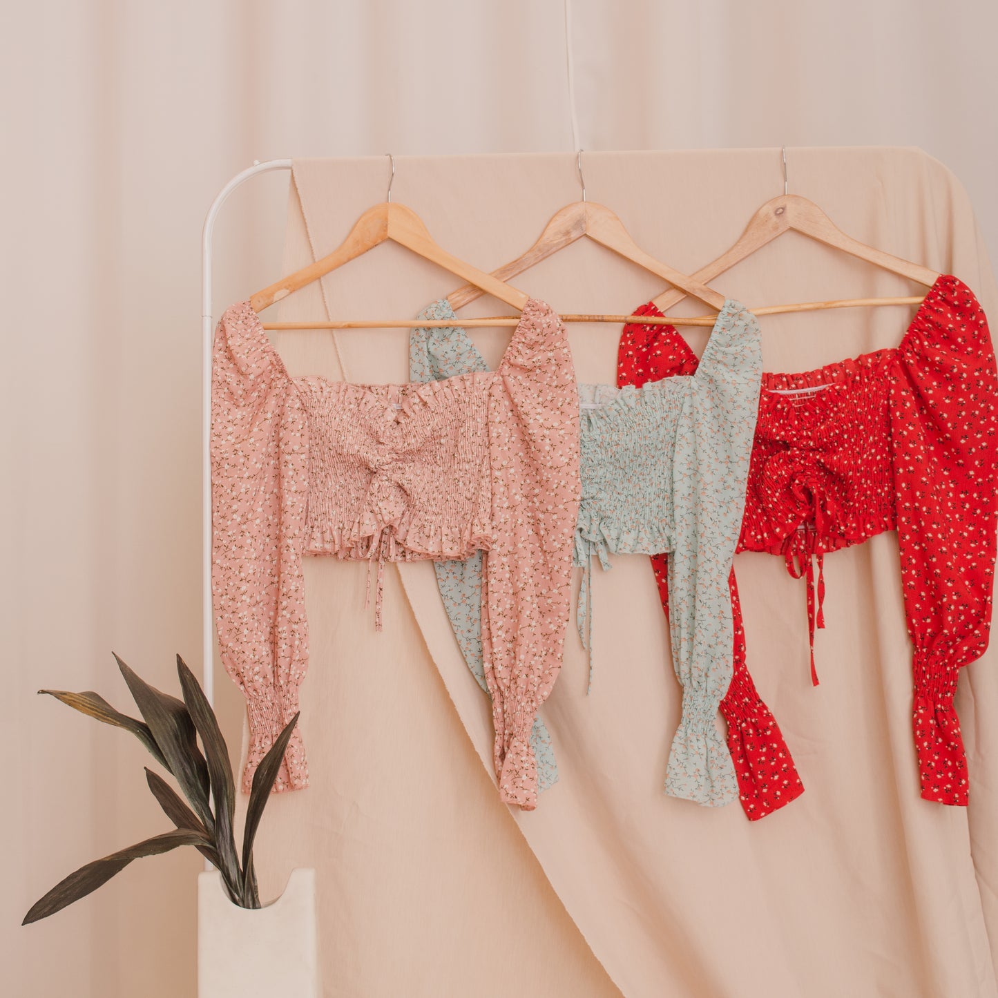 HARLEY Ruched Front Crop Top
