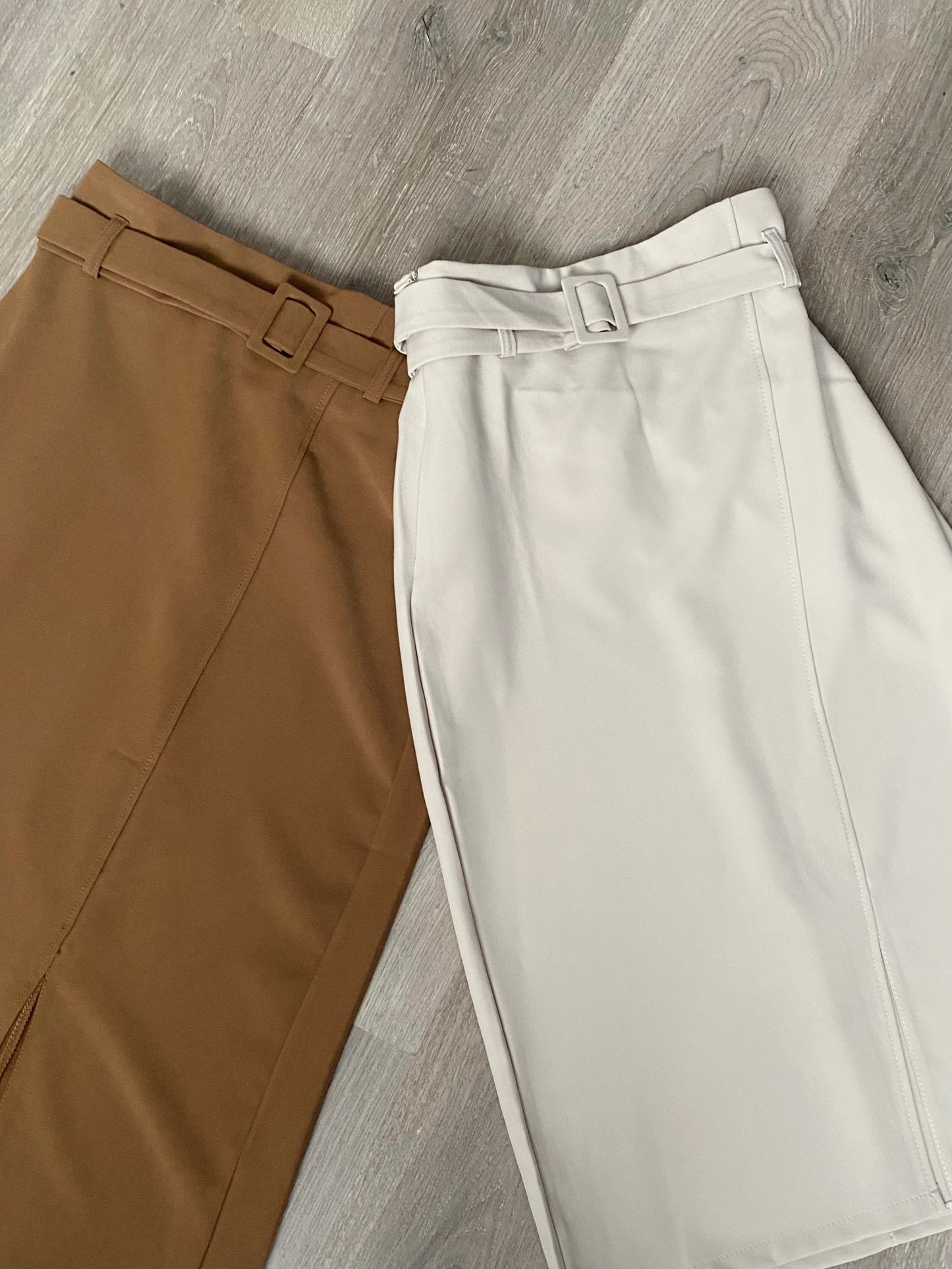 CONAN Belted Pencil Skirt