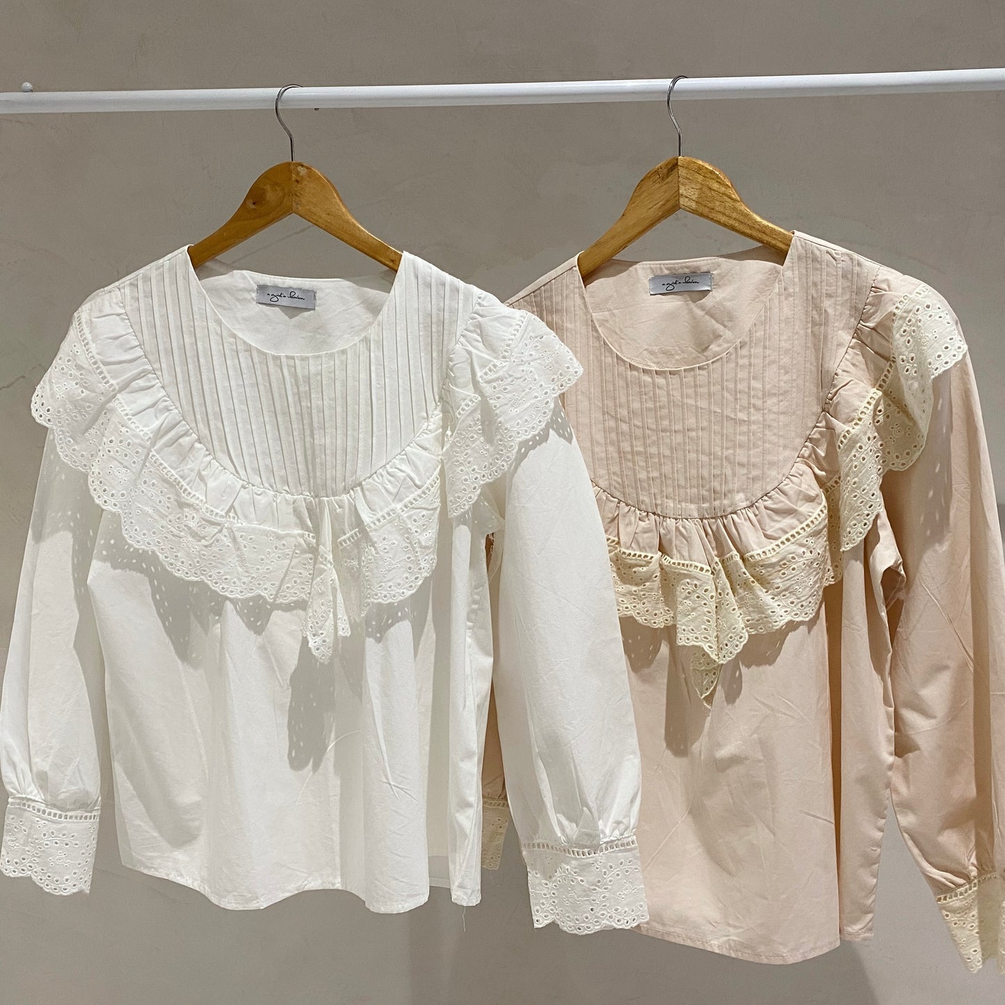 ELLIS Lace Long Sleeve Blouse