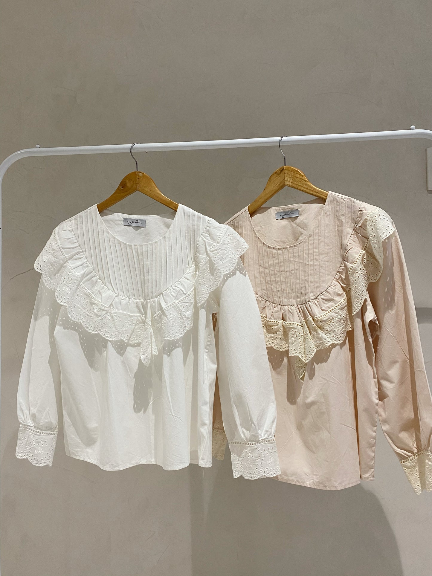 ELLIS Lace Long Sleeve Blouse