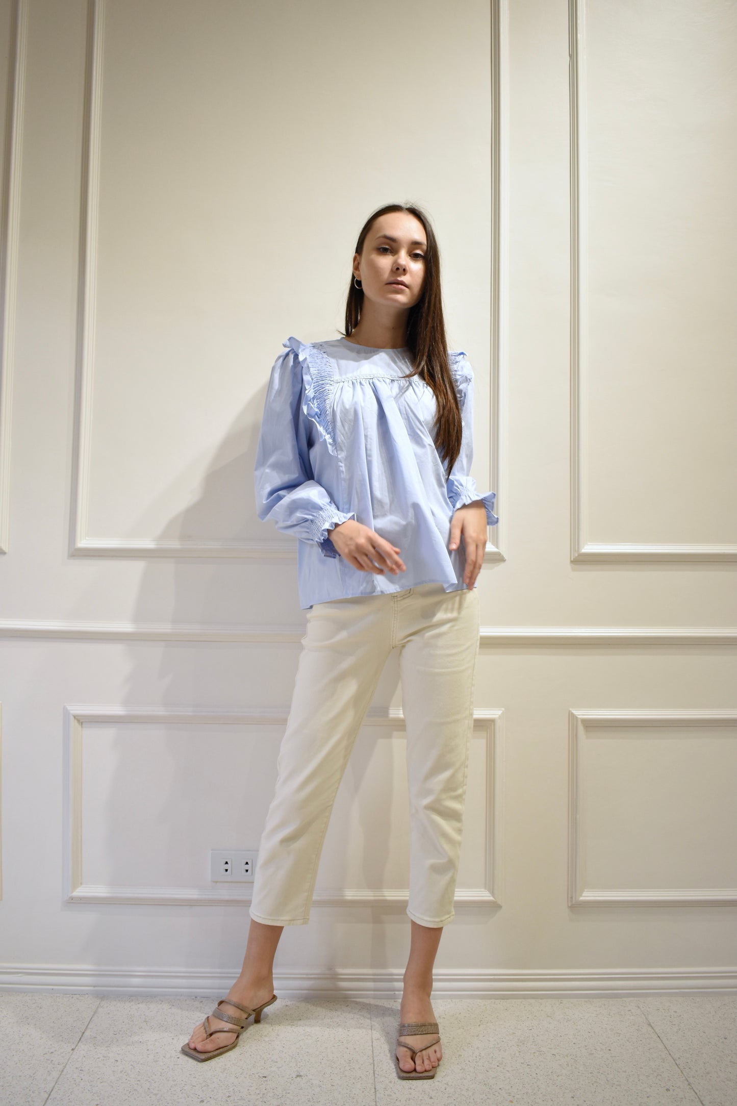 LOLA High Neck Top