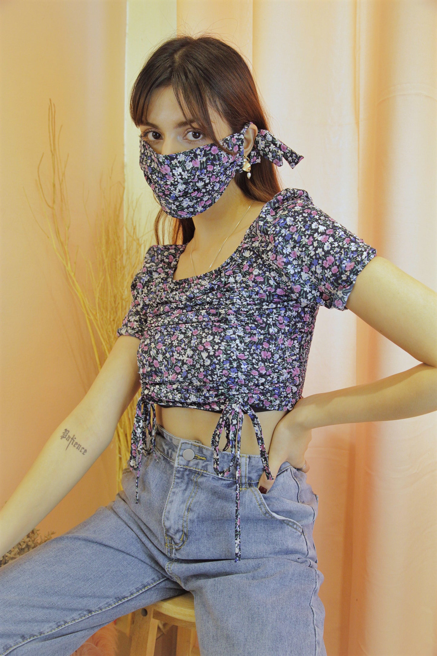 ZOWIE Short Sleeve Floral Ruched Top