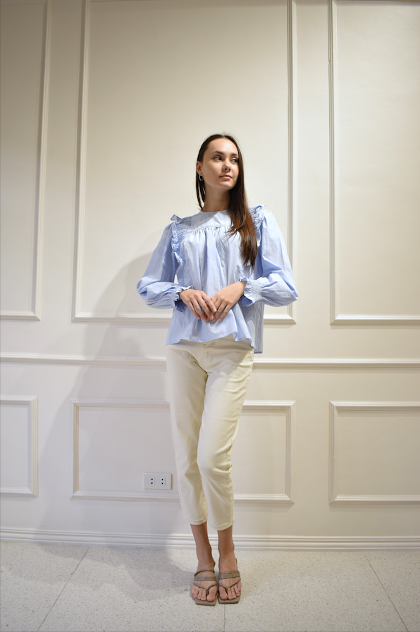 LOLA High Neck Top