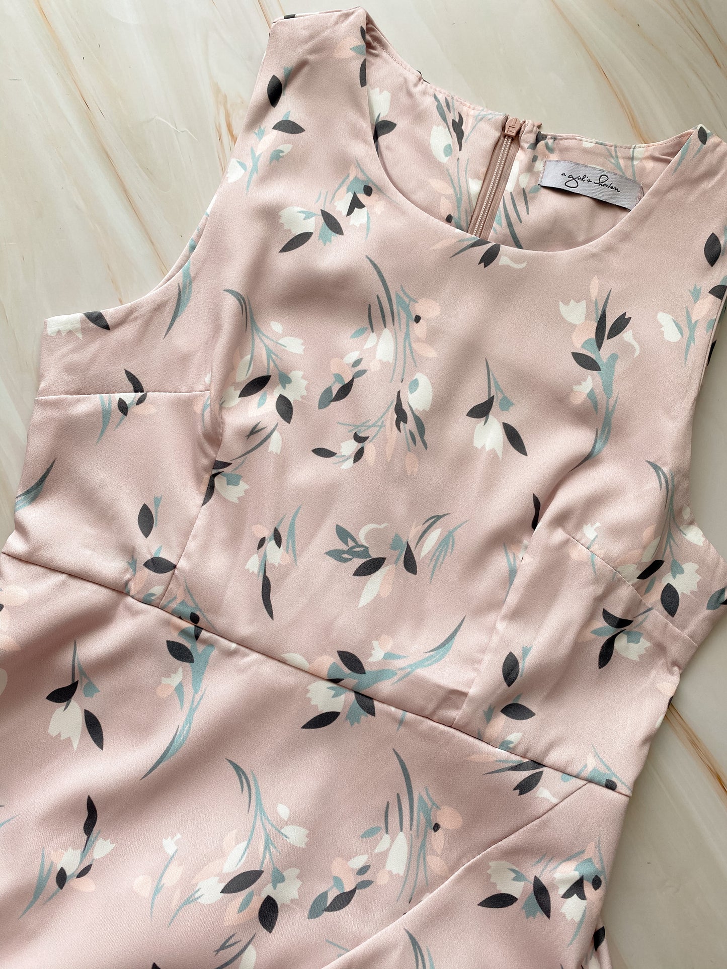 ALAYNA Floral Ruffle Dress